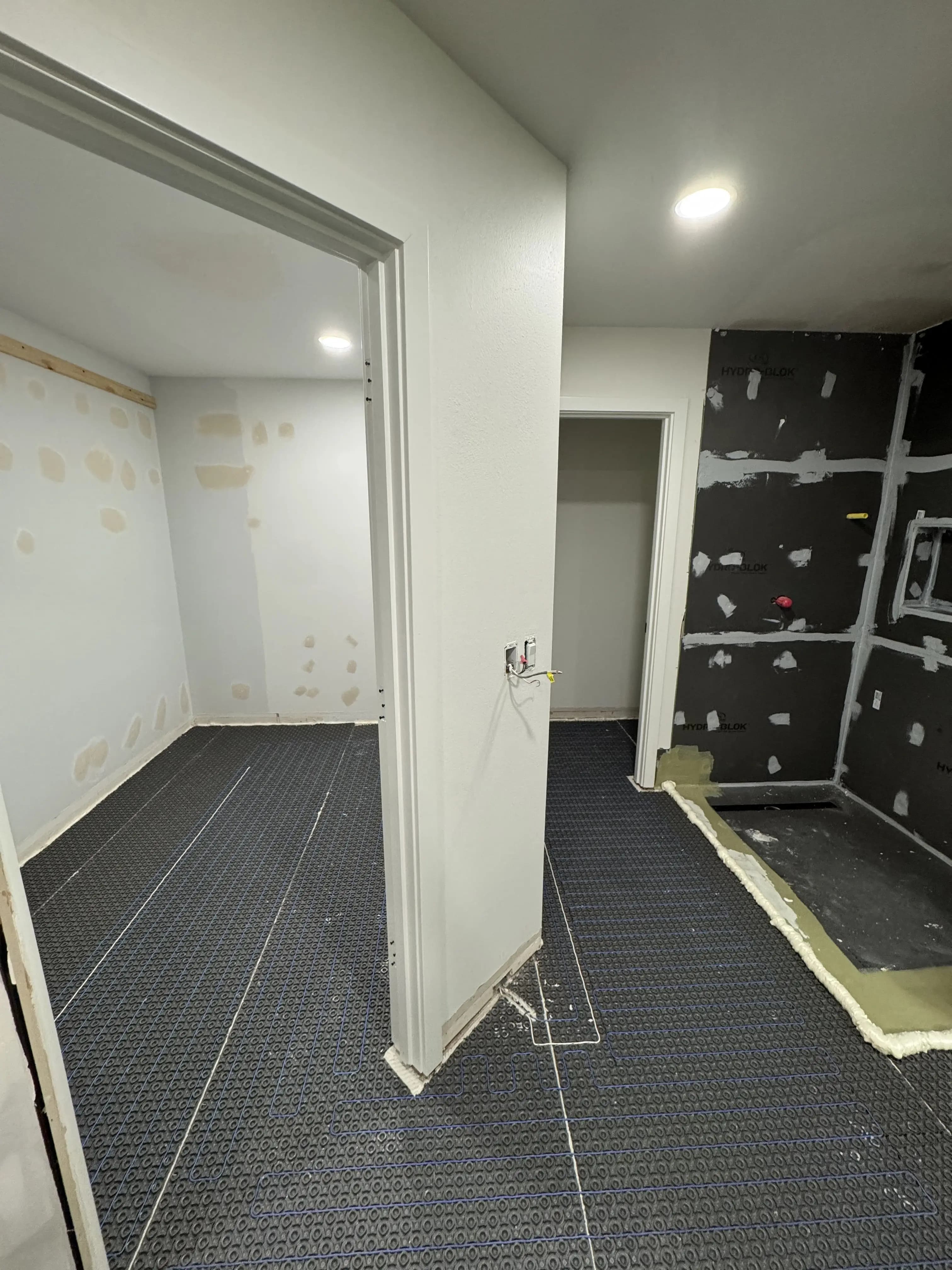 Primary bathroom — Before 2