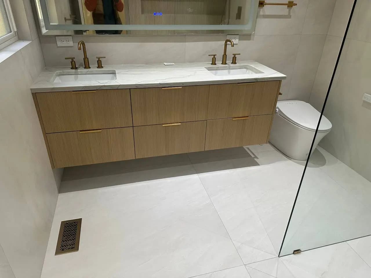 Spacious bathroom — After 4
