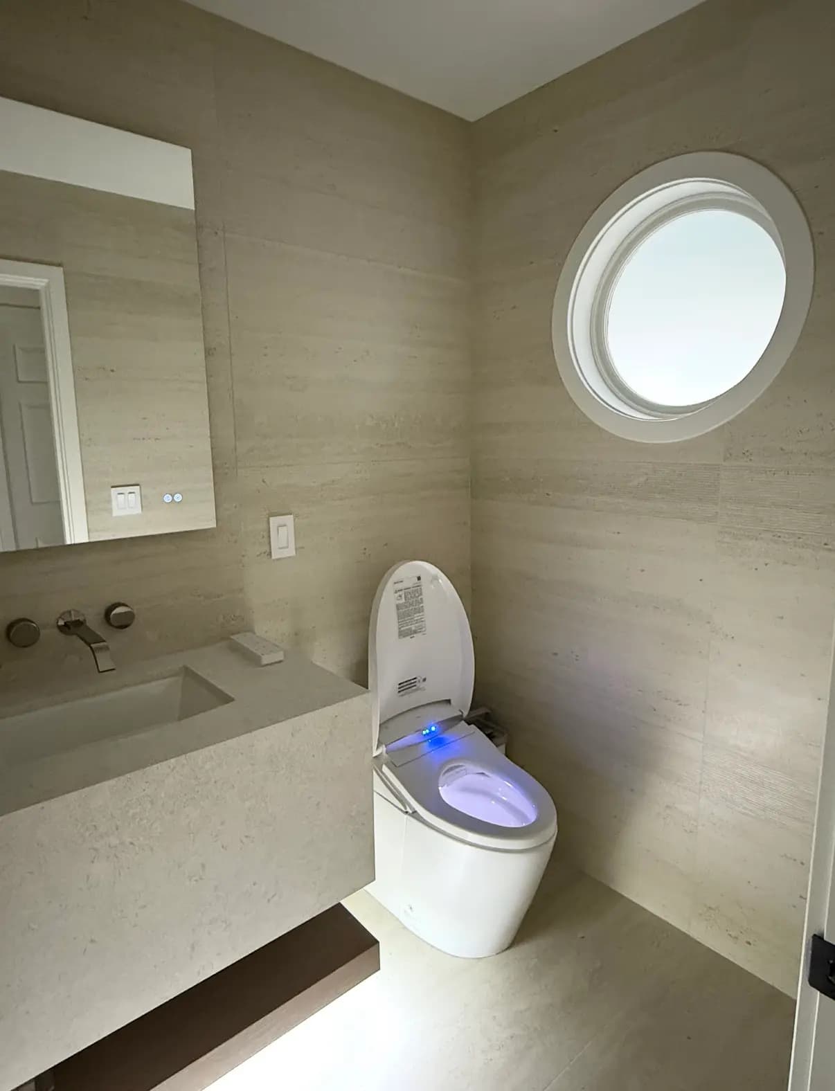 Modern-bathroom — After 1